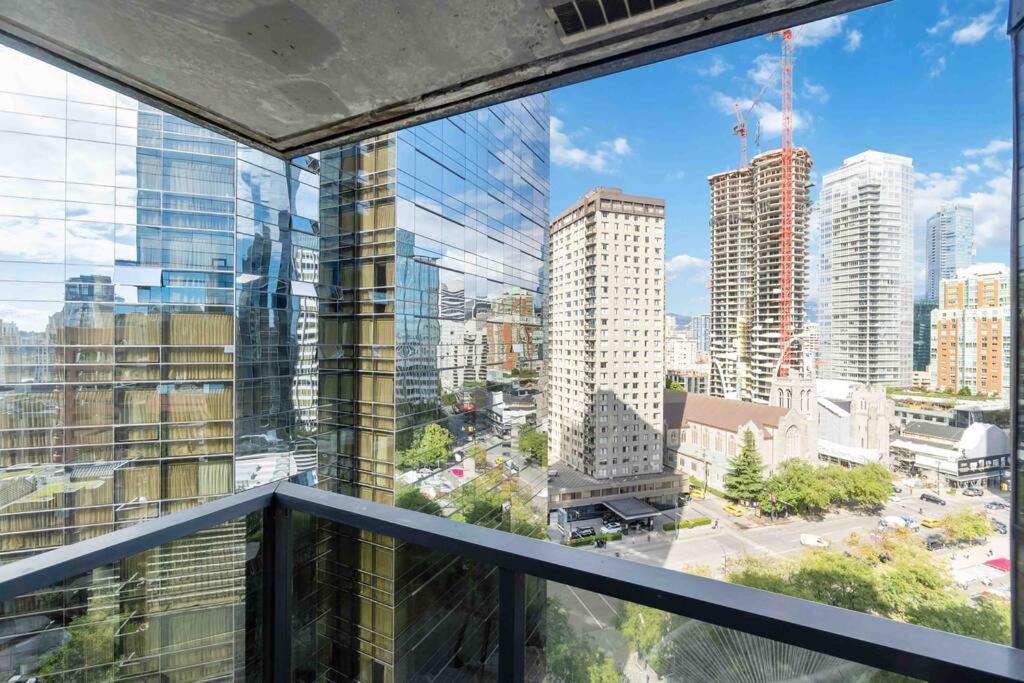2Br Condo With Breathtaking View In Downtown! Free Parking - 6 Sleep Ванкувер Экстерьер фото