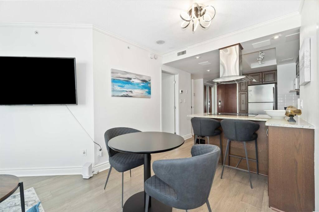 2Br Condo With Breathtaking View In Downtown! Free Parking - 6 Sleep Ванкувер Экстерьер фото