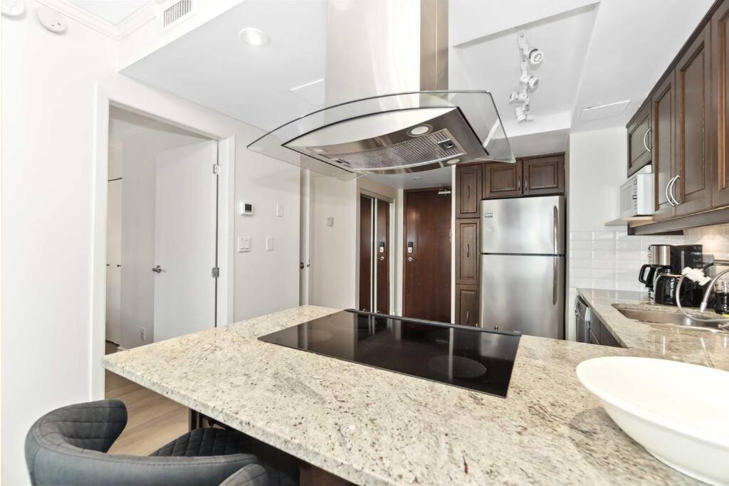 2Br Condo With Breathtaking View In Downtown! Free Parking - 6 Sleep Ванкувер Экстерьер фото